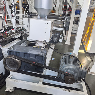 upload/1c/202508/blown-film-machine-04.jpg