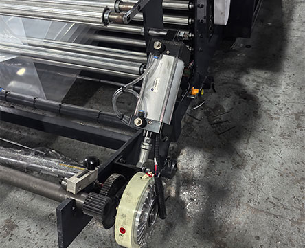 upload/1c/202508/flat-bag-making-machine-4.jpg
