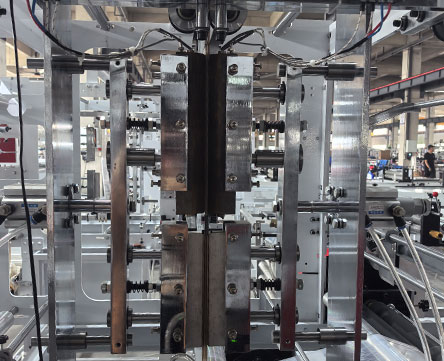 upload/1c/202508/side-seal-bag-making-machine-2.jpg